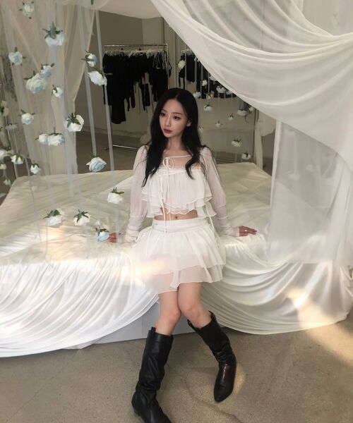 PAIN OR PLEASURE(ペインオアプレジャー)の「MAGNOLIA FRILL SKIRT white(スカート・レディース・その他・SMALL/MEDIUM)」の5枚目の写真