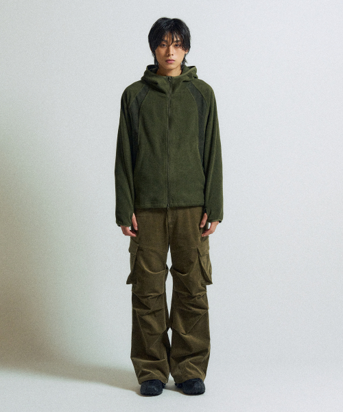 SLOWACID（スローアシッド）の「コーデュロイパラシュートカーゴパンツ[カーキ]（その他パンツ・レディース・カーキ・SMALL/MEDIUM/LARGE）」の2枚目の写真