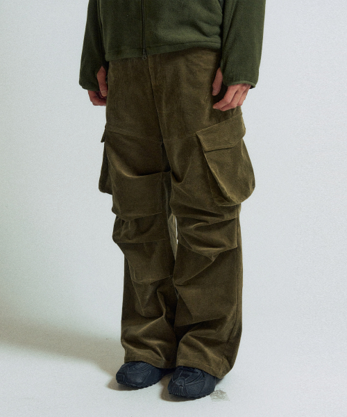 SLOWACID（スローアシッド）の「コーデュロイパラシュートカーゴパンツ[カーキ]（その他パンツ・レディース・カーキ・SMALL/MEDIUM/LARGE）」の6枚目の写真