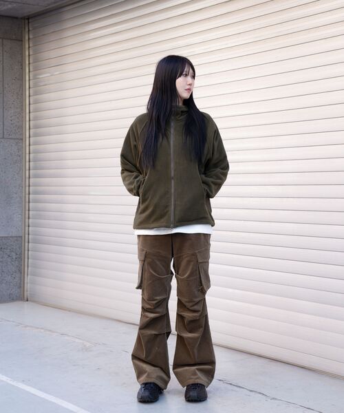 SLOWACID（スローアシッド）の「コーデュロイパラシュートカーゴパンツ[カーキ]（その他パンツ・レディース・カーキ・SMALL/MEDIUM/LARGE）」の7枚目の写真