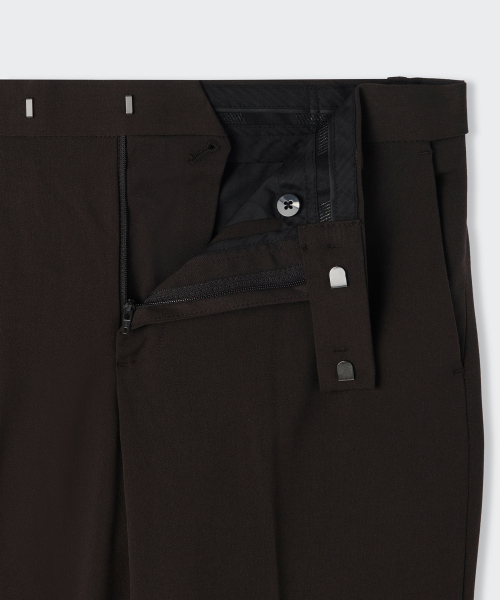 MUSINSA STANDARD（ムシンサスタンダード）の「セミワイド隠しバンディングスラックス[ダークブラウン]（スラックス・メンズ・その他・31/33/26/27/28/29/38/42/36/34/32/30/40）」の4枚目の写真