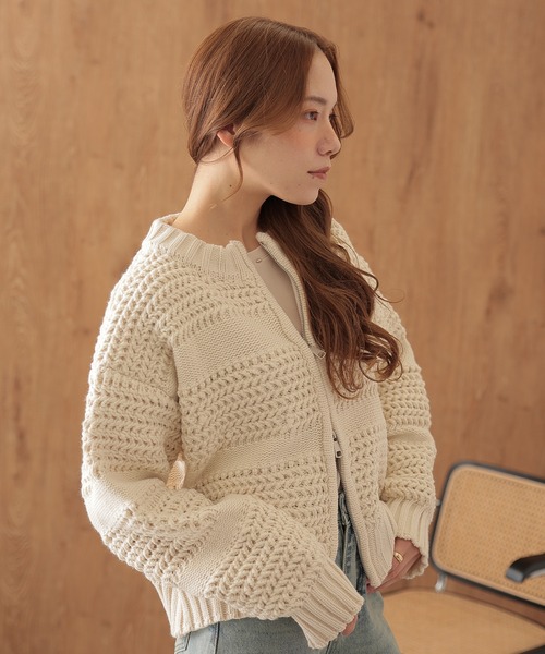 SUWDEE（スーディー）の「texture double zip knit tops（ニット/セーター・レディース・アイボリー/ブラウン・FREE）」の3枚目の写真