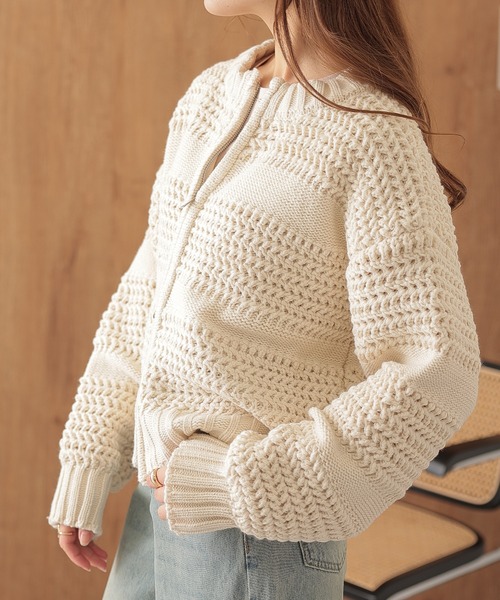 SUWDEE（スーディー）の「texture double zip knit tops（ニット/セーター・レディース・アイボリー/ブラウン・FREE）」の7枚目の写真