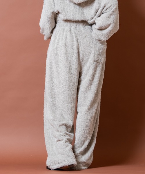 a.p.o.v.（エーピーオービー）の「a.p.o.v. シャギーファーニットワイドパンツ（その他パンツ・メンズ・ホワイト/グレー/ブラック・ONESIZE）」の7枚目の写真