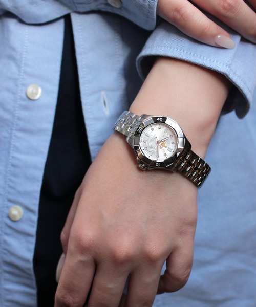 Vivienne Westwood(ヴィヴィアンウエストウッド)の「「Vivienne Westwood/ヴィヴィアン・ウエストウッド」ブロンプトン - レディース シルバー ブレスレット(アナログ腕時計・レディース・シルバー×ブルー/シルバー・FREE)」の5枚目の写真