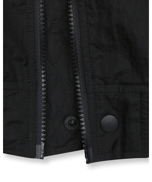 BESLOW(ビースロー)の「SHEER NYLON FLIGHT JACKET BLACK(ブルゾン・メンズ・その他・SMALL/MEDIUM/LARGE/X-LARGE)」の6枚目の写真