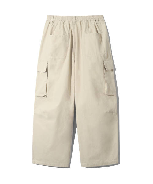 URBANSTOFF(アーバンストッフ)の「ビッグポケットダートバルーンパンツ(ベージュ)(その他パンツ・レディース・その他・MEDIUM/LARGE)」の3枚目の写真