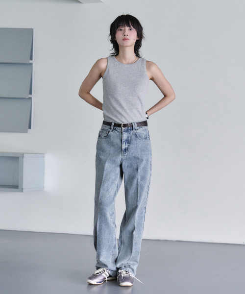 DECET WOMEN(デケット ウーマン)の「シグネチャーストレートジーンズ DCWPT001Lブルー(デニムパンツ・レディース・その他・X-SMALL/SMALL/MEDIUM/LARGE)」の2枚目の写真