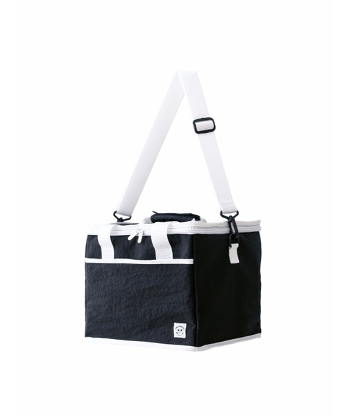 HOWKIDSFUL(ハウキッズフル)の「PICNIC BAG (BLACK)(メッセンジャーバッグ・レディース・その他・FREE)」の1枚目の写真