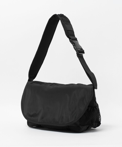 BEAUTY&YOUTH UNITED ARROWS(ビューティーアンドユースユナイテッドアローズ)の「フラップ ショルダーバッグ(ショルダーバッグ・レディース・ブラック/オリーブ・FREE)」の21枚目の写真