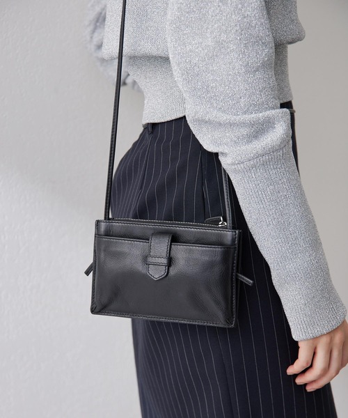 Whim Gazette(ウィムガゼット)の「【Hoaw.】スマホウォレットショルダーバッグ3(ショルダーバッグ・レディース・ブラック/シルバー/パープル/ライトグレー・FREE)」の1枚目の写真