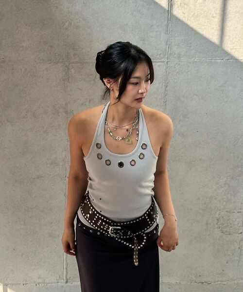 SEQUENZ(シークエンズ)の「※WEB限定 / ホルターネック / レディースアイレットタンクトップ /sqnz halter neck eyelet tank top(タンクトップ・レディース・ライトグレー/その他1/ブラック・MEDIUM/SMALL)」の7枚目の写真