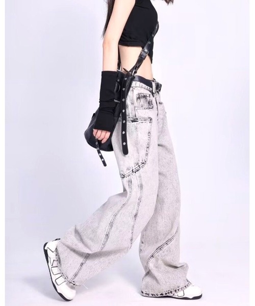inst.ALL（インストール）の「サイドポケットバレルーズデニムパンツ（デニムパンツ・レディース・グレー・S/M/L）」の4枚目の写真