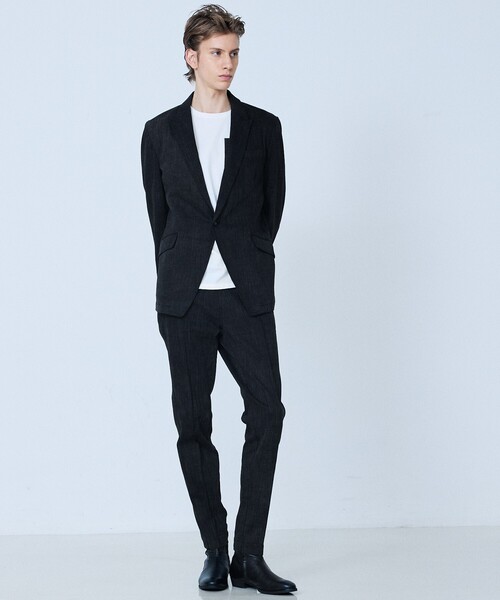 5351 POUR LES HOMMES（ゴーサンゴーイチプールオム）の「【セットアップ対応】タックテーパード デニム スラックス（デニムパンツ・メンズ・インディゴブルー/ブラック・44/46/48/50）」の10枚目の写真