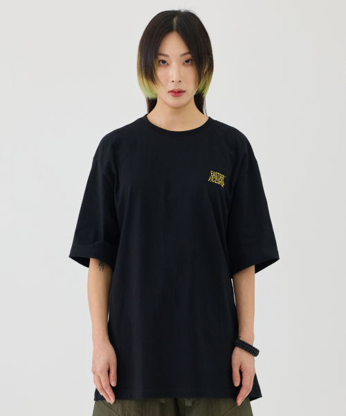 eastserviceshop(イーストサービスショップ)の「Robo Vice Shop Half T - Black(Tシャツ/カットソー・レディース・ブラック・SMALL/MEDIUM/LARGE)」の2枚目の写真