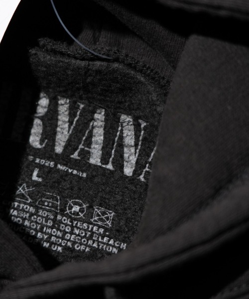 THRIFTY LOOK（スリフティールック）の「THRIFTY LOOK / スリフティールック THRIFTY "NIRVANA" HOODIE ニルヴァーナ バンドパーカー ユーズド加工（パーカー・メンズ・ブラック・LARGE）」の4枚目の写真