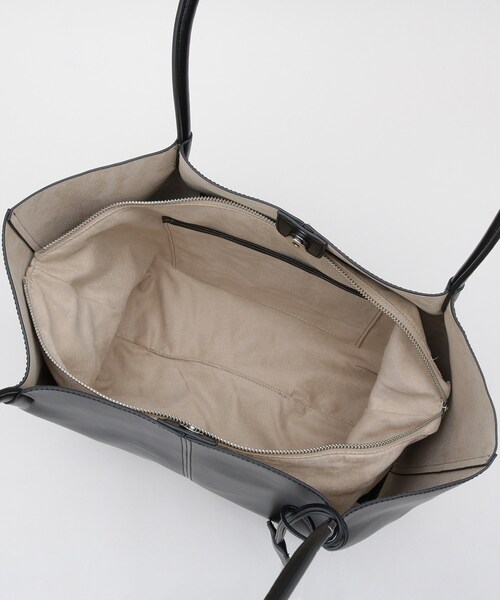 UNTITLED（アンタイトル）の「スプリットレザートート（トートバッグ・レディース・ブラック/ライトベージュ/ライトグレー・99）」の13枚目の写真