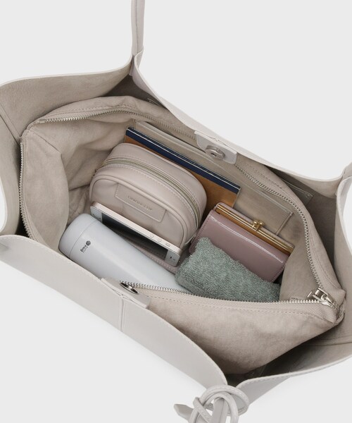 UNTITLED（アンタイトル）の「スプリットレザートート（トートバッグ・レディース・ブラック/ライトベージュ/ライトグレー・99）」の15枚目の写真