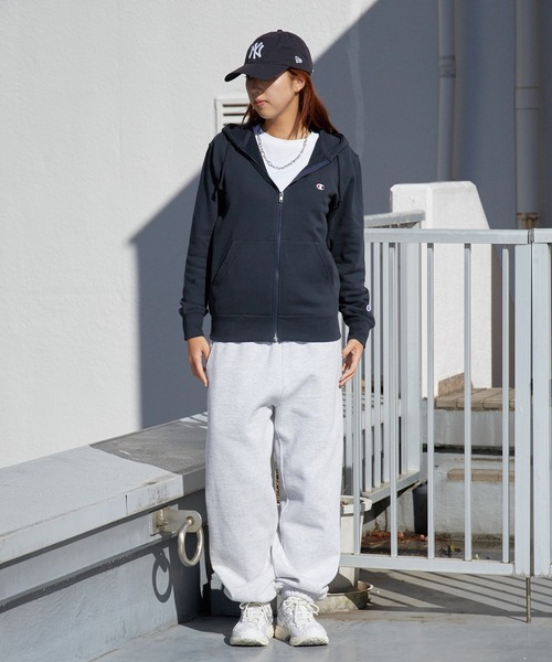 Champion(チャンピオン)の「Champion/チャンピオン ジップフーデッド スウェットシャツ トレーナー 秋 秋服 2026年秋冬(パーカー・メンズ・グレー/オートミール/ブラック/ネイビー・M/L/XL)」の17枚目の写真