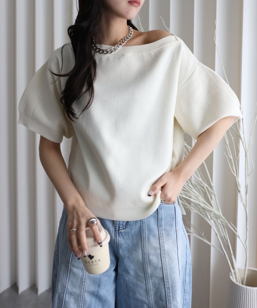 YENNA（イェンナ）の「【 2026 SS 新作 】ランタンスリーブボートネックニット/オフショルニット（ニット/セーター・レディース・ブラウン/アイボリー/ブラック/グレイッシュベージュ・FREE）」の6枚目の写真