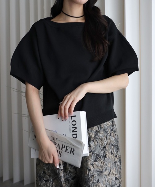 YENNA（イェンナ）の「【 2026 SS 新作 】ランタンスリーブボートネックニット/オフショルニット（ニット/セーター・レディース・ブラウン/アイボリー/ブラック/グレイッシュベージュ・FREE）」の14枚目の写真