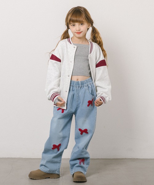 URBAN CHERRY(アーバンチェリー)の「フロントリボンデザインオーバーサイズブルゾン(ブルゾン・キッズ・グレー/ブラック・140cm/120cm/150cm/130cm/110cm)」の11枚目の写真