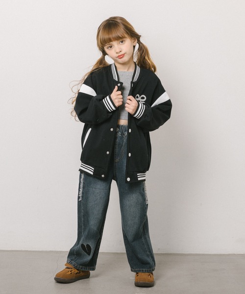 URBAN CHERRY(アーバンチェリー)の「フロントリボンデザインオーバーサイズブルゾン(ブルゾン・キッズ・グレー/ブラック・140cm/120cm/150cm/130cm/110cm)」の10枚目の写真