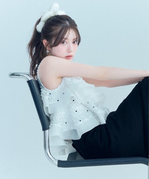 SNIDEL(スナイデル)の「ラッフルジャガードボリュームブラウス(シャツ/ブラウス・レディース・ブラック/ホワイト/ドット・F)」の1枚目の写真