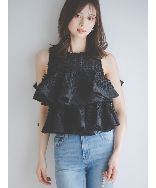 SNIDEL(スナイデル)の「ラッフルジャガードボリュームブラウス(シャツ/ブラウス・レディース・ブラック/ホワイト/ドット・F)」の3枚目の写真