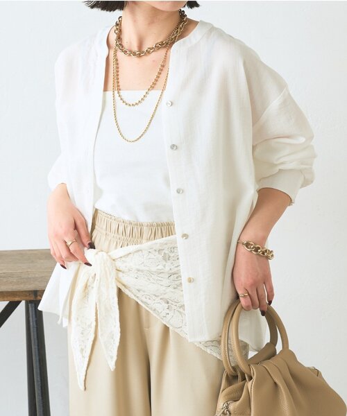 Jena espace merveilleux（ジェナ　エスパスメルヴェイユ）の「【抜け感つくるスキッパー】スリット配色スキッパーシャツ（シャツ/ブラウス・レディース・オフホワイト/ネイビー/グリーン・FREE）」の11枚目の写真