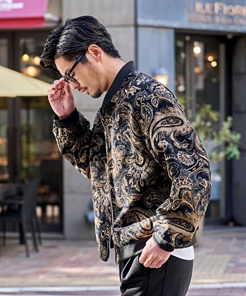 CavariA（キャバリア）の「『CavariA/キャバリア』ゴブランMA-1 JKT（MA-1・メンズ・ベージュ/ブラック・L/M）」の4枚目の写真