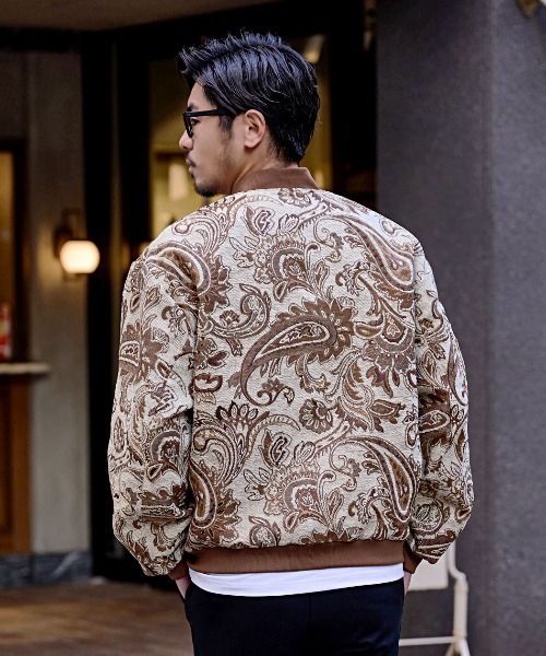 CavariA（キャバリア）の「『CavariA/キャバリア』ゴブランMA-1 JKT（MA-1・メンズ・ベージュ/ブラック・L/M）」の9枚目の写真