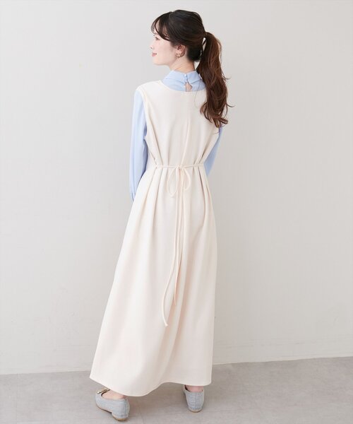 natural couture(ナチュラルクチュール)の「ストレッチタック入りジャンスカ(ワンピース・レディース・オフホワイト/ブラック/ネイビー・FREE)」の4枚目の写真