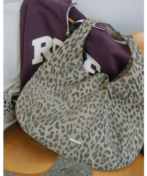 HAVISM（ヘビズム）の「LEOPARD SHOULDER BAG(BROWN)（ショルダーバッグ・レディース・その他・ONE SIZE）」の3枚目の写真