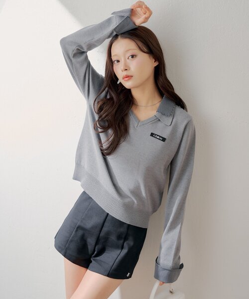 Chico(チコ)の「シャツレイヤードVネックニット(ニット/セーター・レディース・ブラック/グレー/アイボリー/ピンク・FREE)」の3枚目の写真