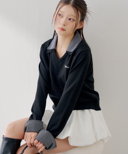 Chico(チコ)の「シャツレイヤードVネックニット(ニット/セーター・レディース・ブラック/グレー/アイボリー/ピンク・FREE)」の5枚目の写真