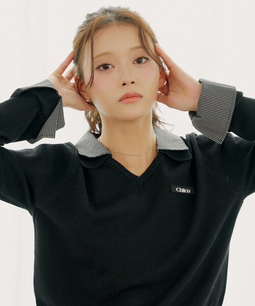 Chico(チコ)の「シャツレイヤードVネックニット(ニット/セーター・レディース・ブラック/グレー/アイボリー/ピンク・FREE)」の11枚目の写真