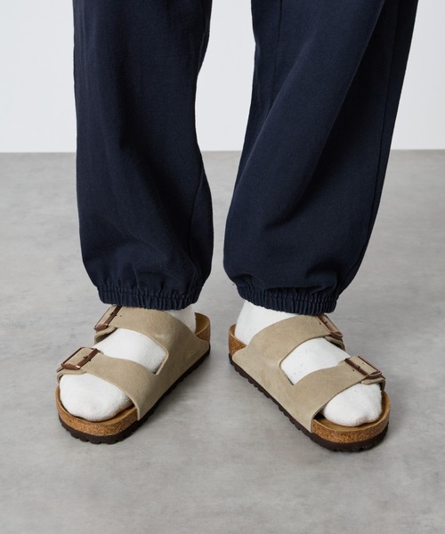 BIRKENSTOCK（ビルケンシュトック）の「[BIRKENSTOCK/ビルケンシュトック] ARIZONA アリゾナ スエードレザー サンダル（サンダル・メンズ・ブラック/ベージュ・26/26.5/27）」の16枚目の写真
