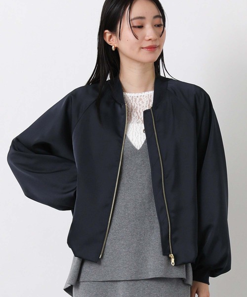 Gready Brilliant(グレディブリリアン)の「サテンバルーンヘムブルゾン(ブルゾン・レディース・ネイビー/グレイッシュベージュ・38)」の8枚目の写真