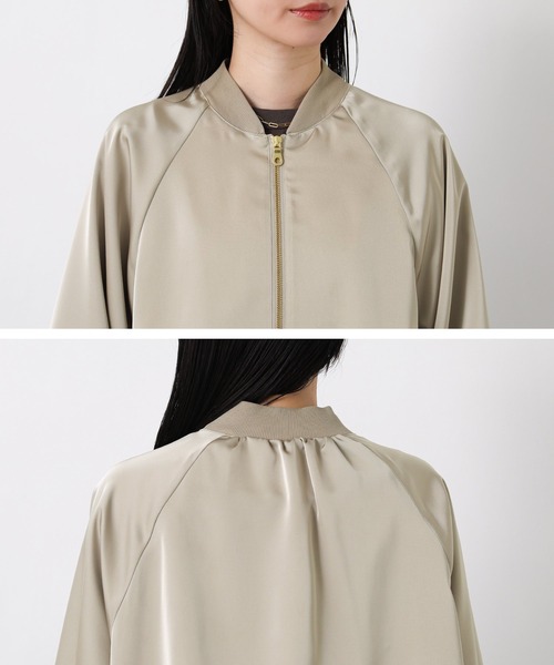 Gready Brilliant(グレディブリリアン)の「サテンバルーンヘムブルゾン(ブルゾン・レディース・ネイビー/グレイッシュベージュ・38)」の3枚目の写真