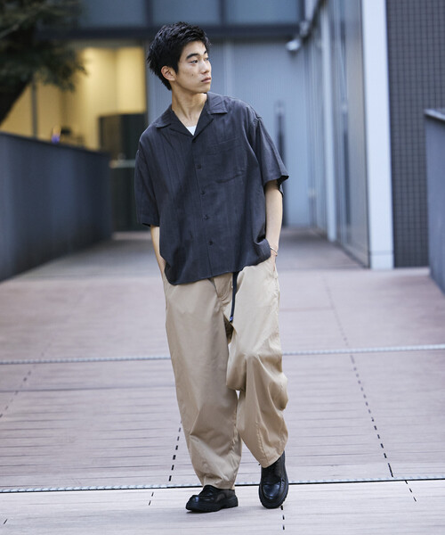 FREAK'S STORE(フリークスストア)の「限定展開 Relax Fit リラックスフィット シャドーストライプ オープンカラー シャツ(シャツ/ブラウス・メンズ・チャコールグレー/ブラック/ブラウン/ネイビー・SMALL/MEDIUM/LARGE)」の9枚目の写真