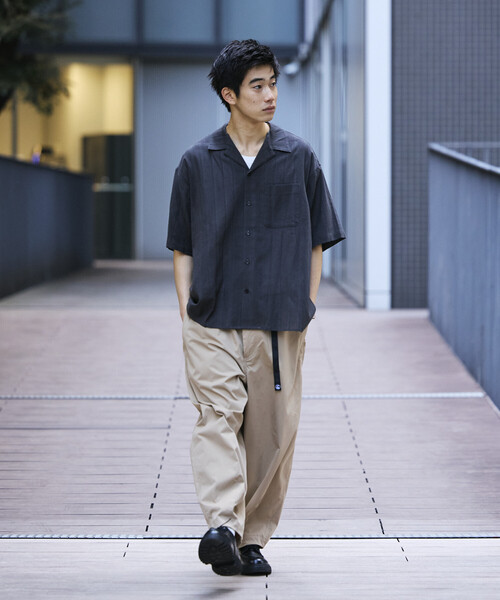 FREAK'S STORE(フリークスストア)の「限定展開 Relax Fit リラックスフィット シャドーストライプ オープンカラー シャツ(シャツ/ブラウス・メンズ・チャコールグレー/ブラック/ブラウン/ネイビー・SMALL/MEDIUM/LARGE)」の10枚目の写真