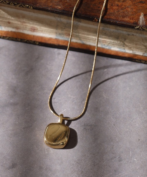 FUNALIVE（ファンアライブ）の「liberty ワントップネックレス　2デザイン展開 / ステンレス（ネックレス・メンズ・ゴールド/シルバー系その他/ゴールド系その他/シルバー・FREE）」の4枚目の写真