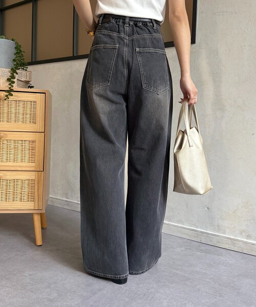 Thevon(ゼボン)の「オーバーダイカーブデニムパンツ(デニムパンツ・レディース・ベージュ/ブラック/ブルー・M/S)」の6枚目の写真