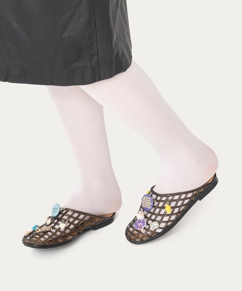 HEY!MrsROSE(ヘイミセスローズ)の「HEY! Mrs ROSE(ヘイ!ミセスローズ)Custom charm Sandals(サンダル・レディース・ブラック/レッド/クリア・M/L)」の7枚目の写真