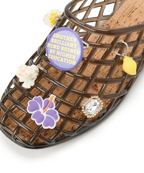 HEY!MrsROSE(ヘイミセスローズ)の「HEY! Mrs ROSE(ヘイ!ミセスローズ)Custom charm Sandals(サンダル・レディース・ブラック/レッド/クリア・M/L)」の15枚目の写真