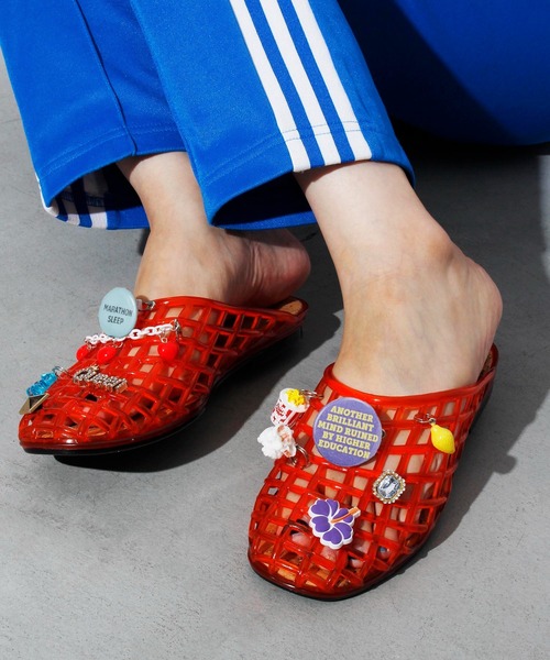 HEY!MrsROSE(ヘイミセスローズ)の「HEY! Mrs ROSE(ヘイ!ミセスローズ)Custom charm Sandals(サンダル・レディース・ブラック/レッド/クリア・M/L)」の20枚目の写真