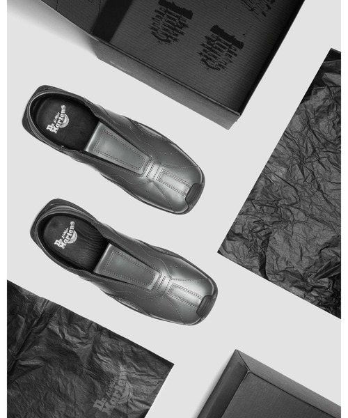 Dr. Martens（ドクターマーチン）の「Dr. Martens/ドクターマーチン AURIX スリッポン ミュール 42292020（サンダル・メンズ・ブラック・UK9/UK8/UK7/UK6）」の3枚目の写真