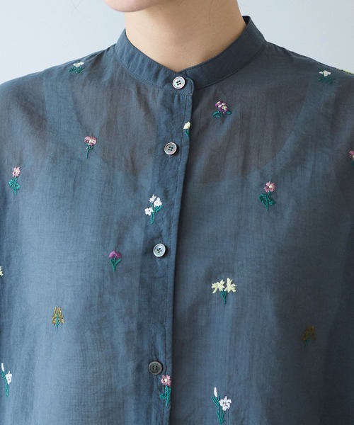 yuni（ユニ　）の「Cotton/Nylon sheer floral刺繍half sleeves シャツ（シャツ/ブラウス・レディース・グレー・FREE）」の12枚目の写真