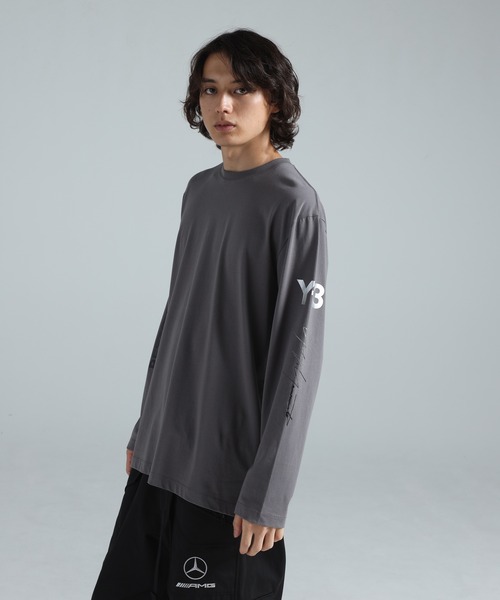 Y-3(ワイスリー)の「Y-3 MERCEDES - AMG PETRONAS FORMULA 1 TEAM CHAOS LOGO LONG SLEEVE TEE(Tシャツ/カットソー・メンズ・グレー・X-SMALL/SMALL/MEDIUM/LARGE/X-LARGE/XX-SMALL)」の4枚目の写真